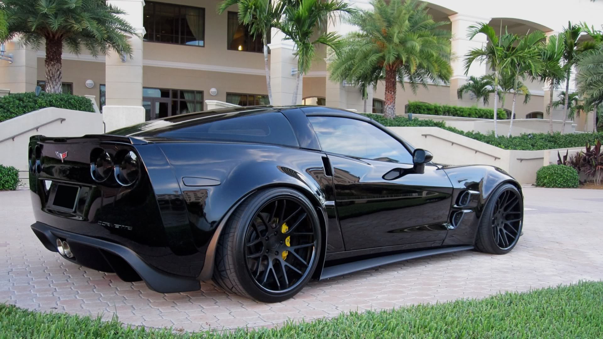 Z06360BlackVette-2.jpg