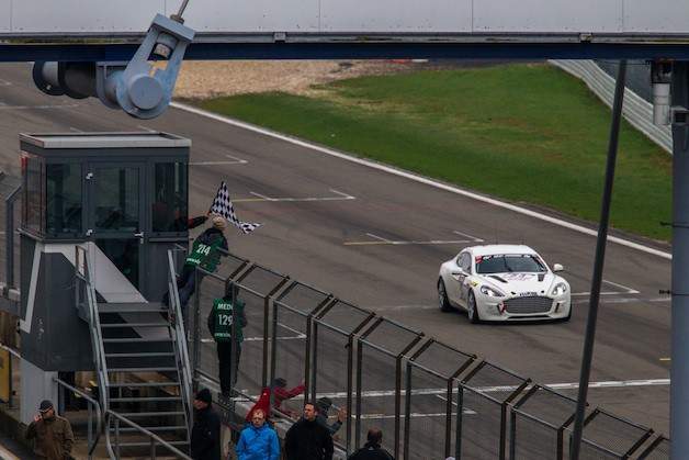 aston.jpg