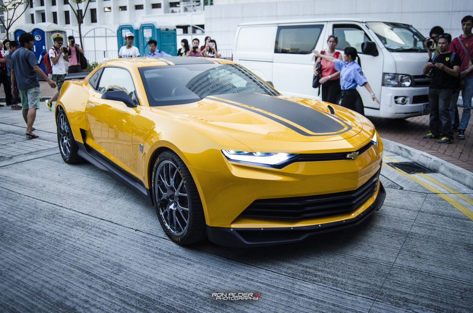 bumble-bee-camaro-sp-2_1600x0w.jpg