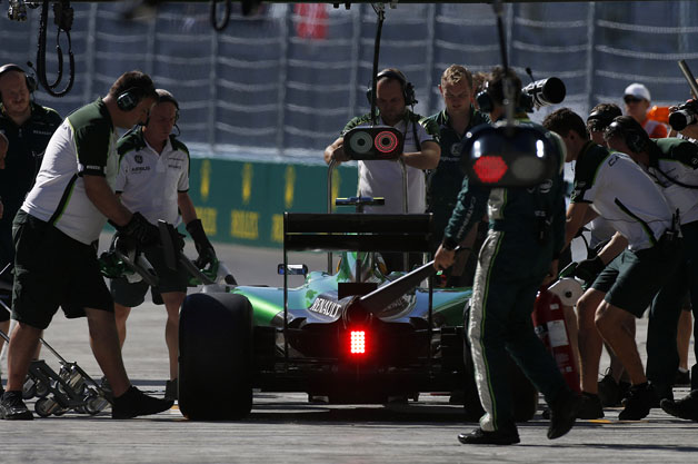 caterham-pit.jpg