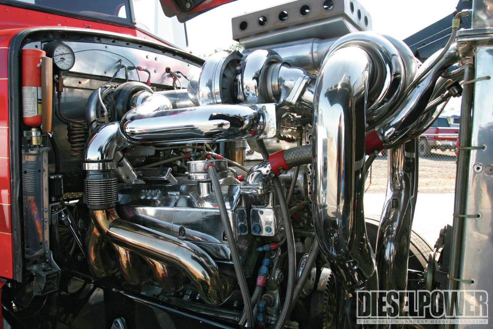 custom-turbocharged-14-8l-cummins-engine