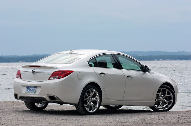 lead14-2012-buick-regal-gs-fd.jpg