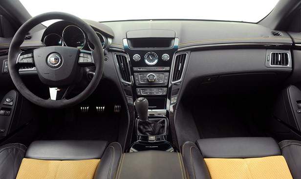 lead17cadillaccts-vcoupe2011review.jpg