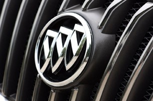 lead18-2012-buick-regal-gs-fd.jpg