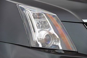 lead9cadillaccts-vcoupe2011review.jpg