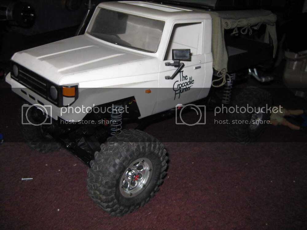 newSCX10Body001.jpg