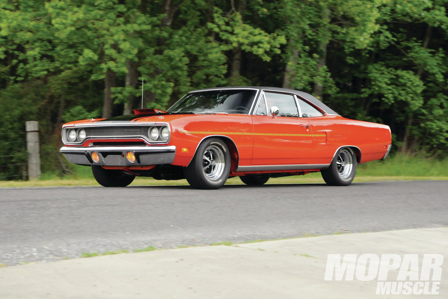 plymouth-road-runner-1970-three-quarters
