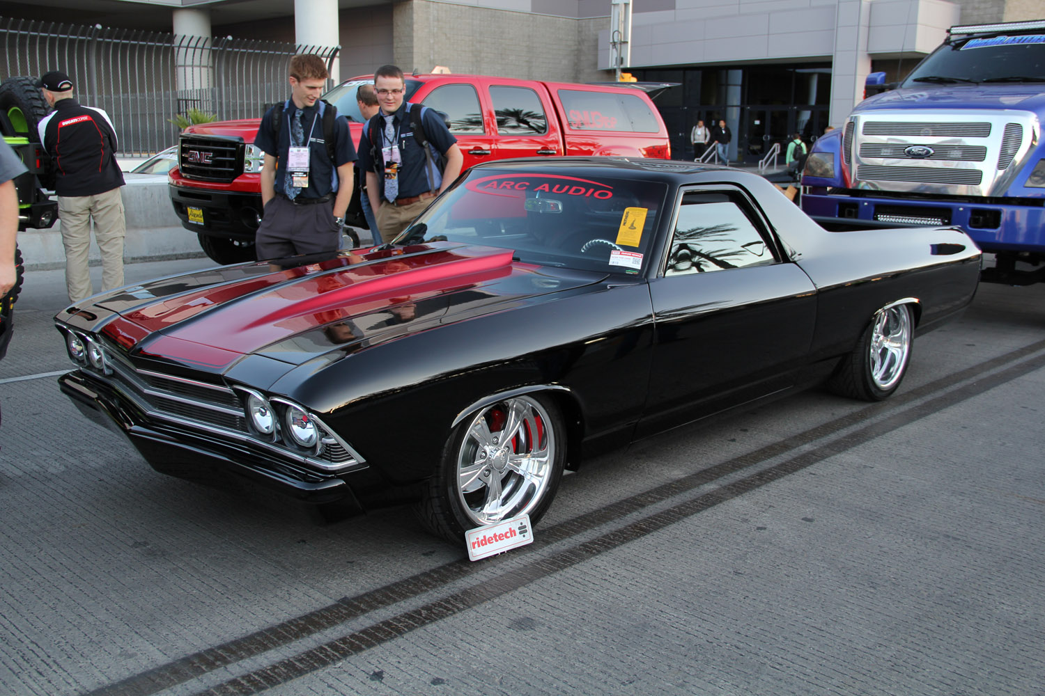 sema-2013-monday-truckin-trucks-outside-