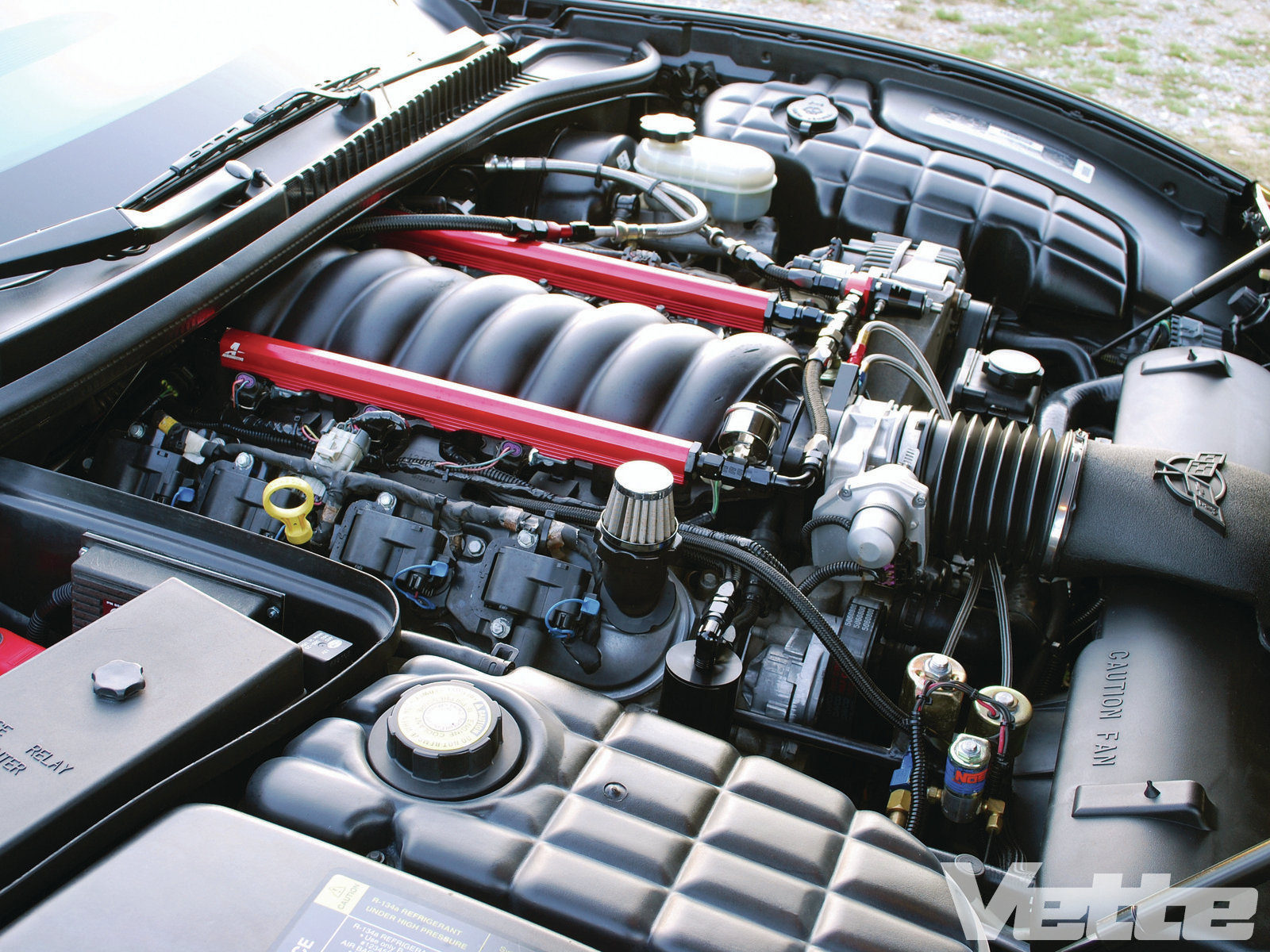 vemp_1205_004_1998_chevy_corvette_state_of_emergency_.jpg
