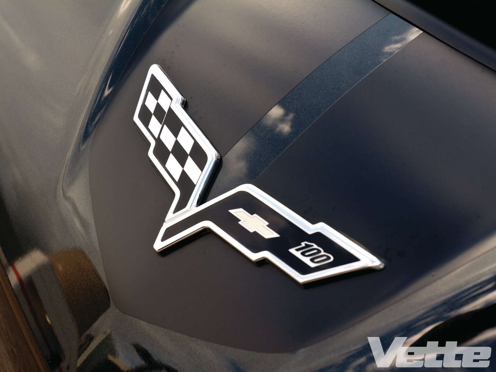 vemp_1206_000_2012_corvette_zo6_approaching_perfection_.jpg