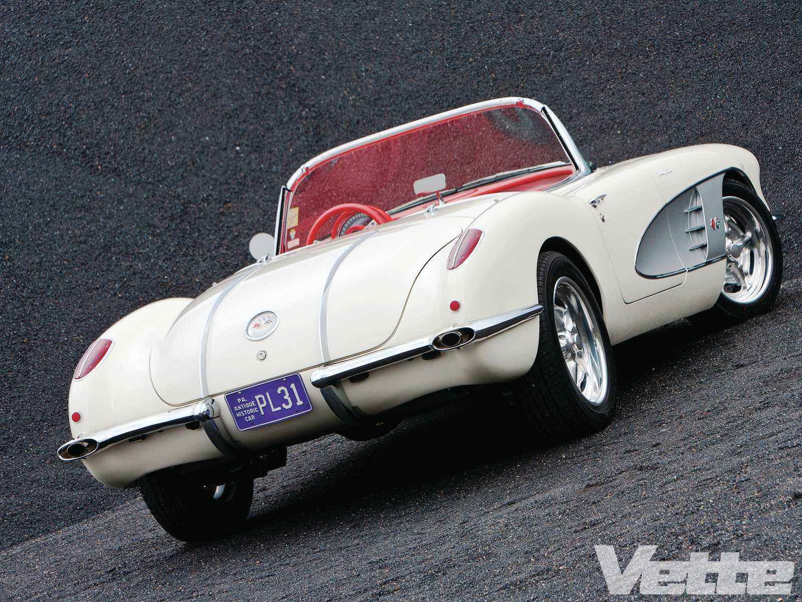 vemp_1206_001_1958_roadster_the_rocks_roller_.jpg