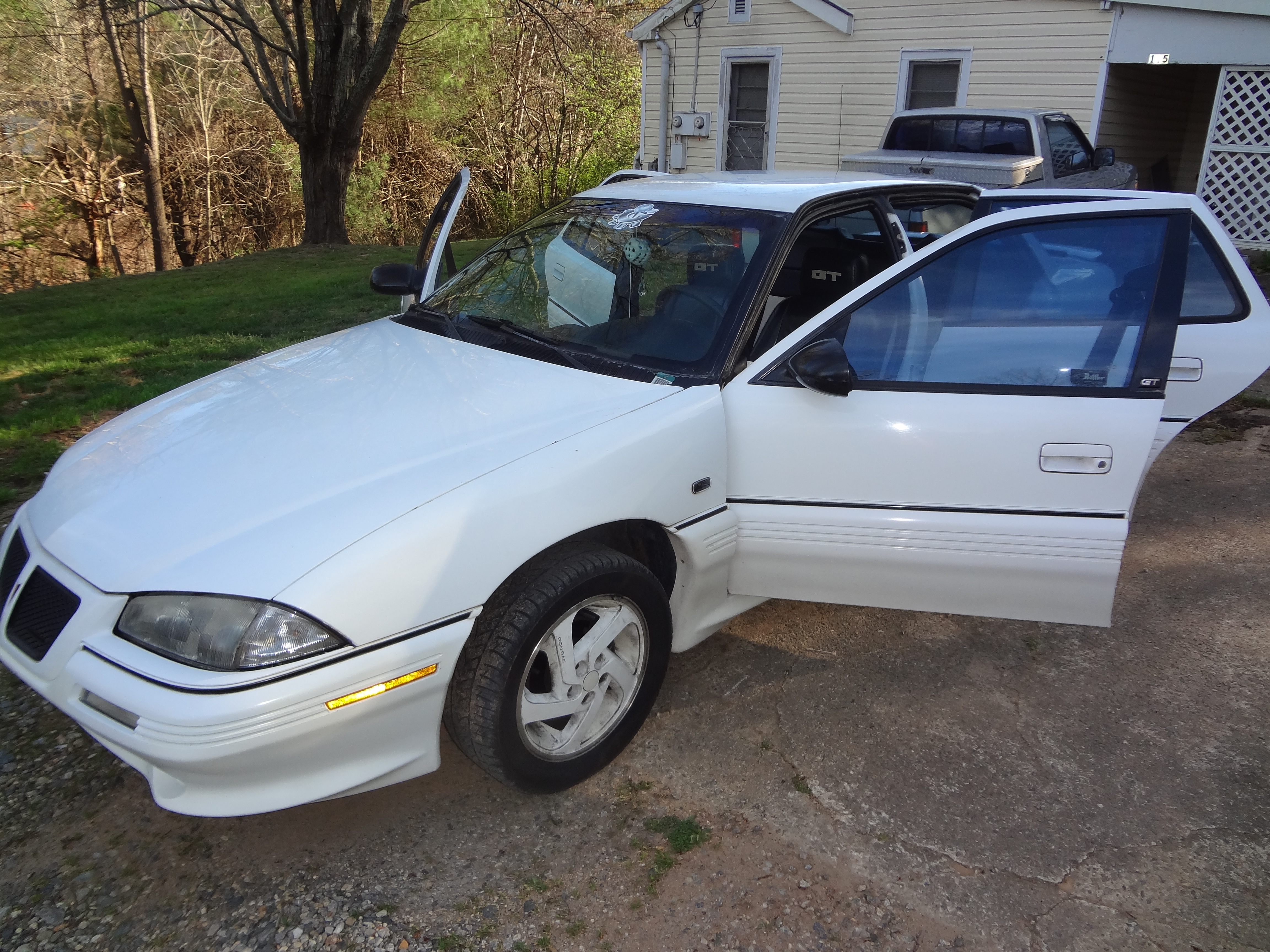 1995 Pontiac Grand Am GT2 "Snow White"