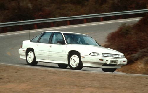 pontiac_grand_prix_ste_white_1990.jpg