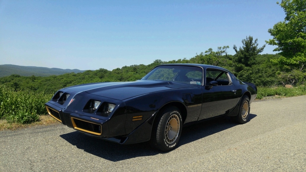 1981 trans am perkins scenic road june 25 2016 rev colorfix.jpg