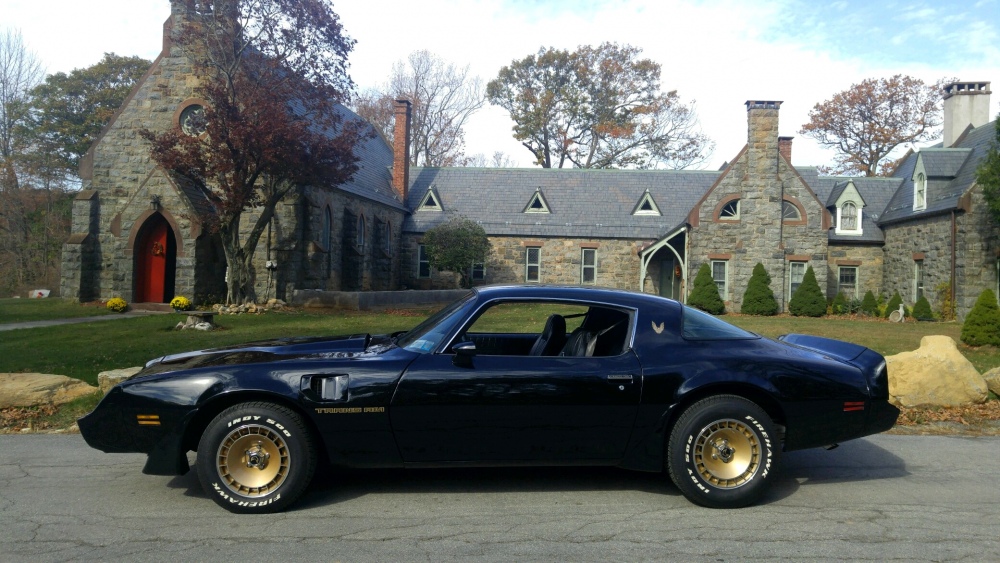 1981 trans am church in woods lake welch oct 20 2016.jpg
