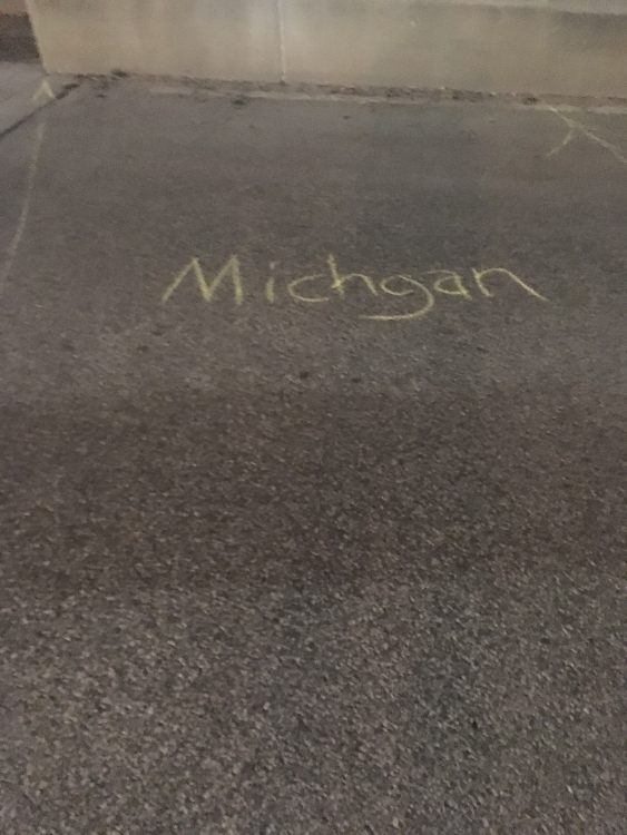 59d674c95b4fa_MichganParkingSpot.thumb.jpg.6e5d1f28533f03c63d7e1e5df49a4b6a.jpg