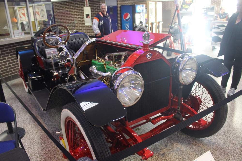 IMG_9866.thumb.JPG.c0544bd2146f376fc968420b362cc945.JPG