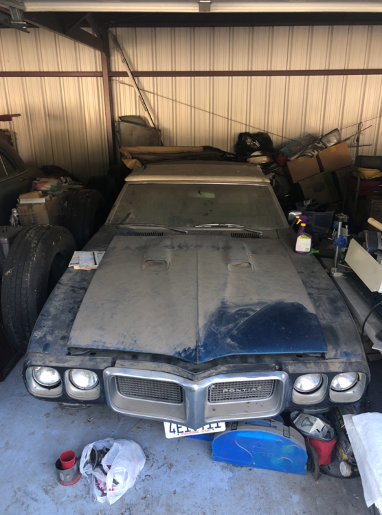 Blue Pontiac 1.PNG
