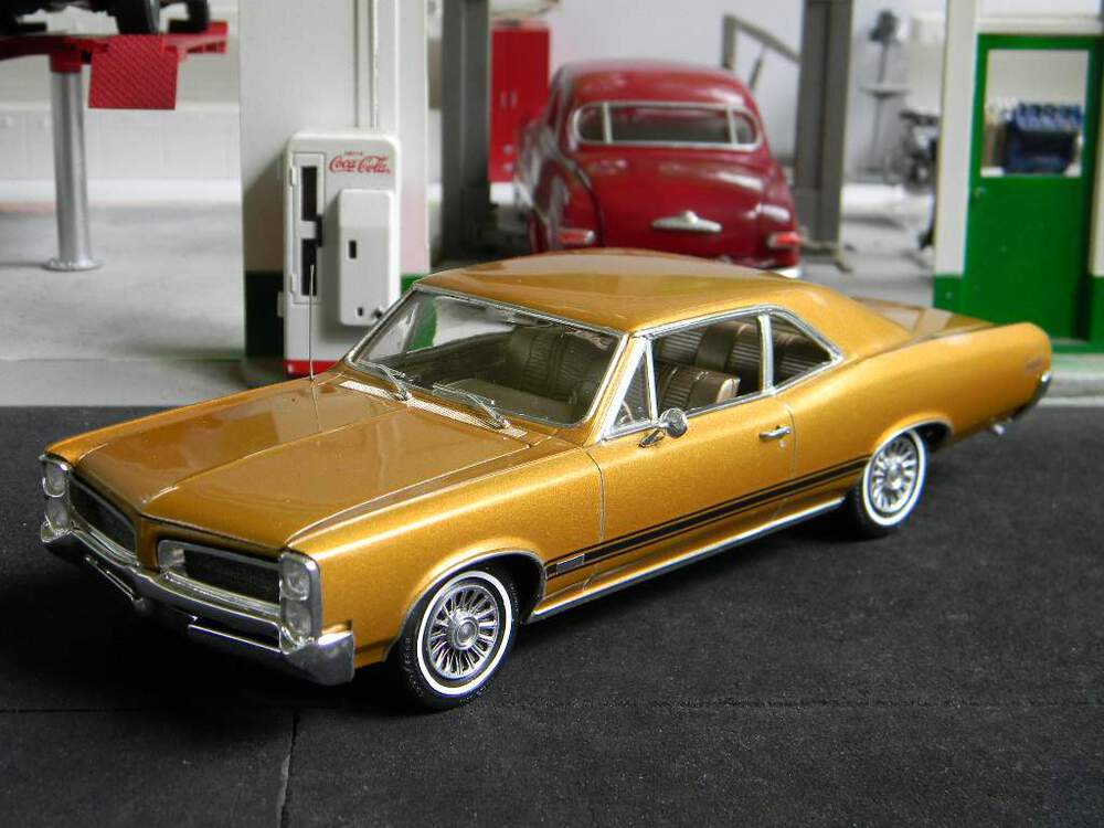 01449-1966 Pontiac Tempest 51.JPG