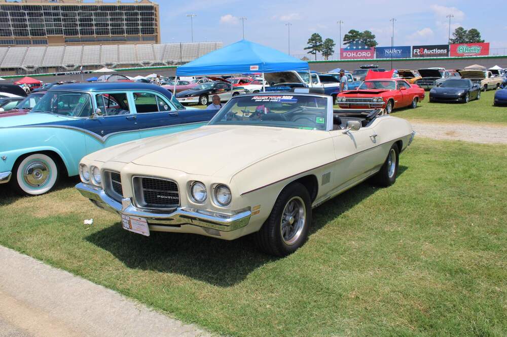 IMG_0828.thumb.JPG.3fe006ed40e9b126e14316e39585a27b.JPG