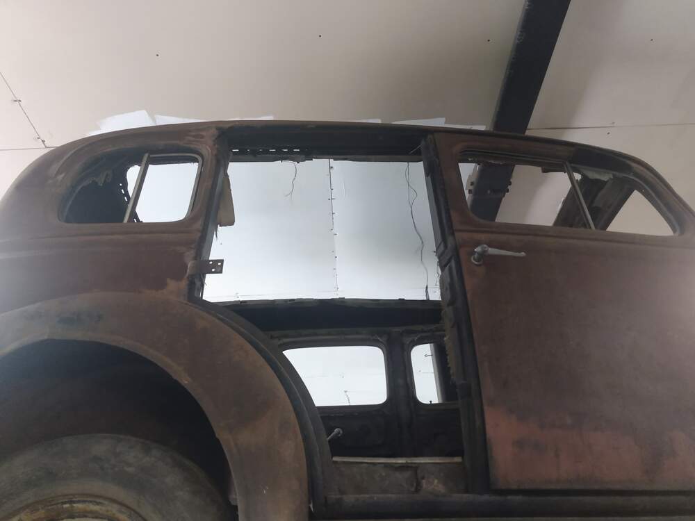 Big Ass Moonroof.jpg