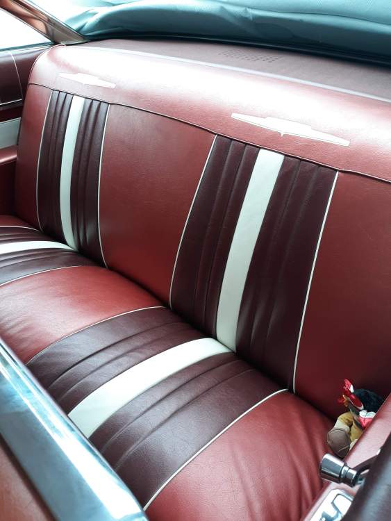1960 Ventura interior 6.jpg