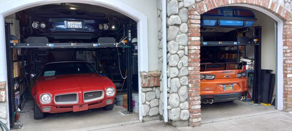 4 cars on rack 20230505_112147.jpg
