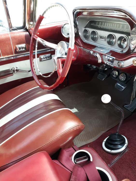 power windows and power vents 1 1960 pontiac.jpg