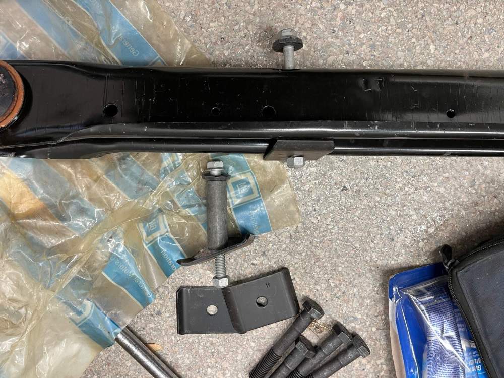roadmaster arms sway bar mounting system.jpg