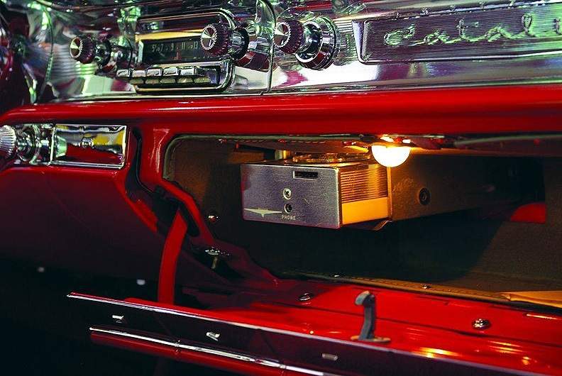 SPORTABLE radio mounted in glove box 1960 pontiac jpg 1.jpg