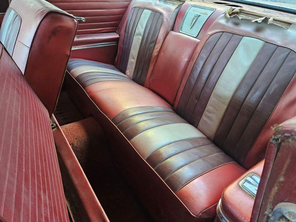 60 bac seat 2.jpg
